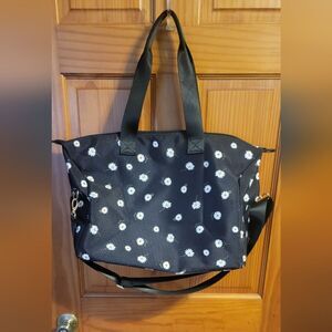 Weekender duffle Bag. EUC